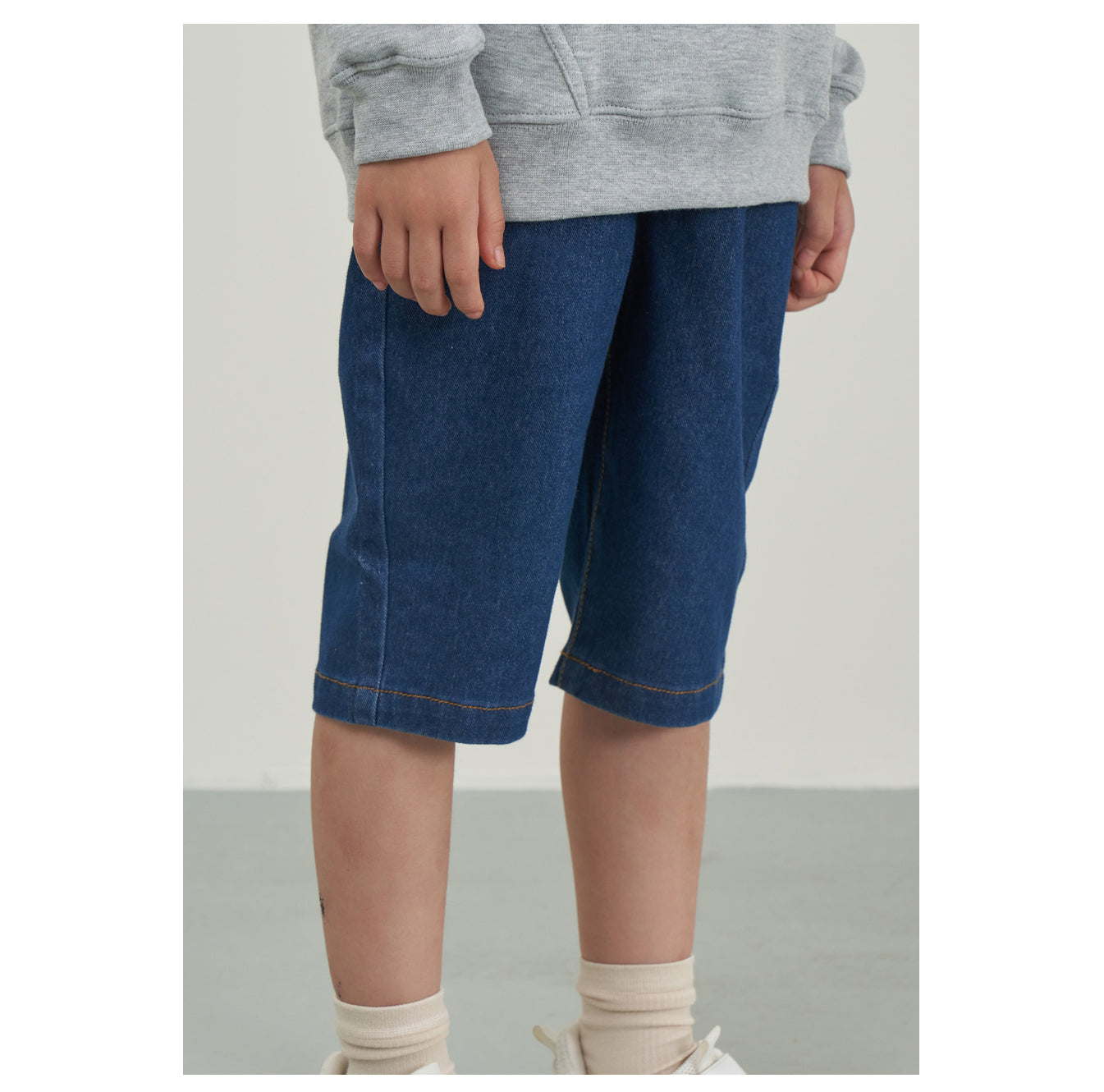 Children's casual denim pants by polylactic acid (Corn Fiber)