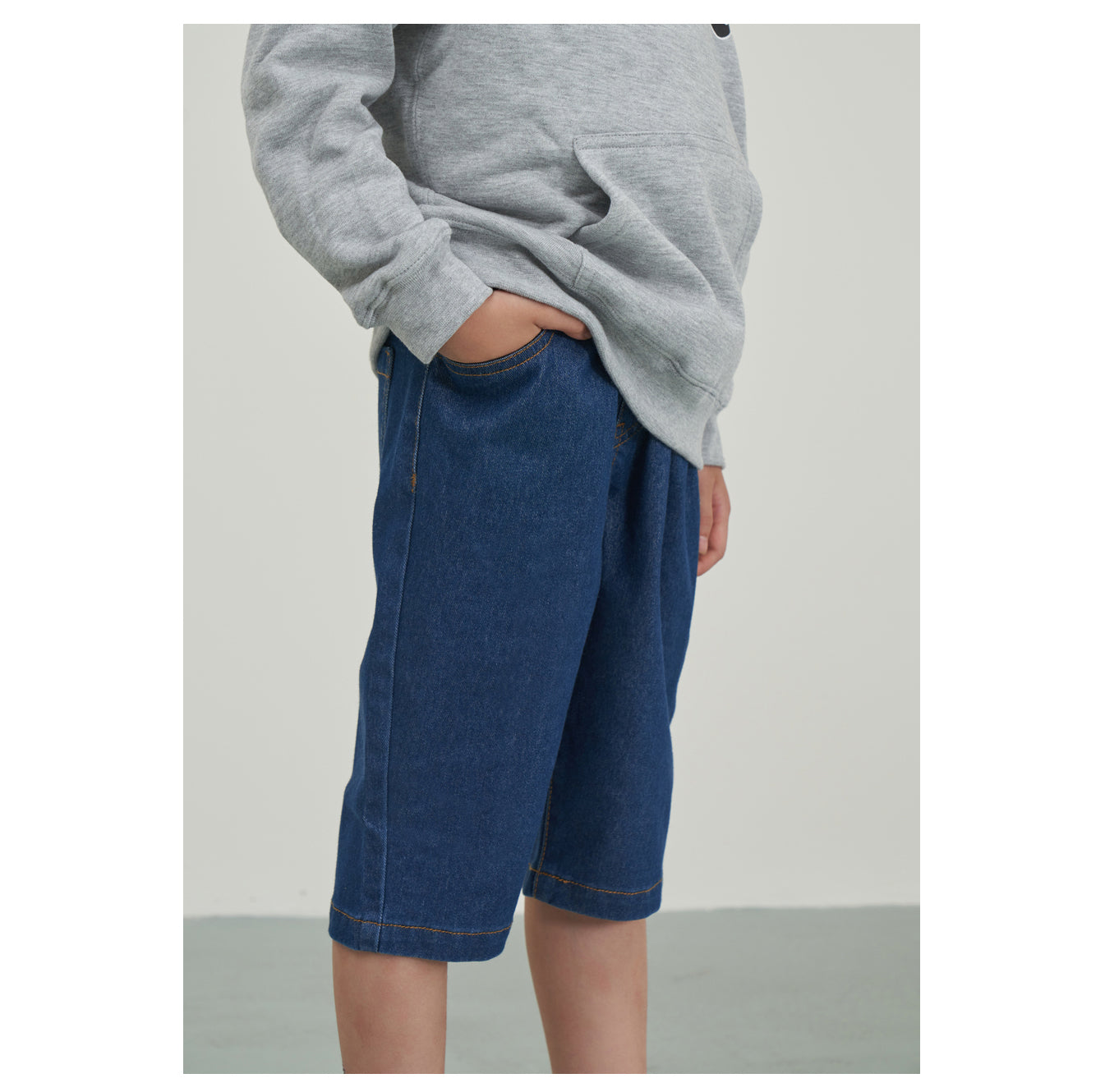 Children's casual denim pants by polylactic acid (Corn Fiber)